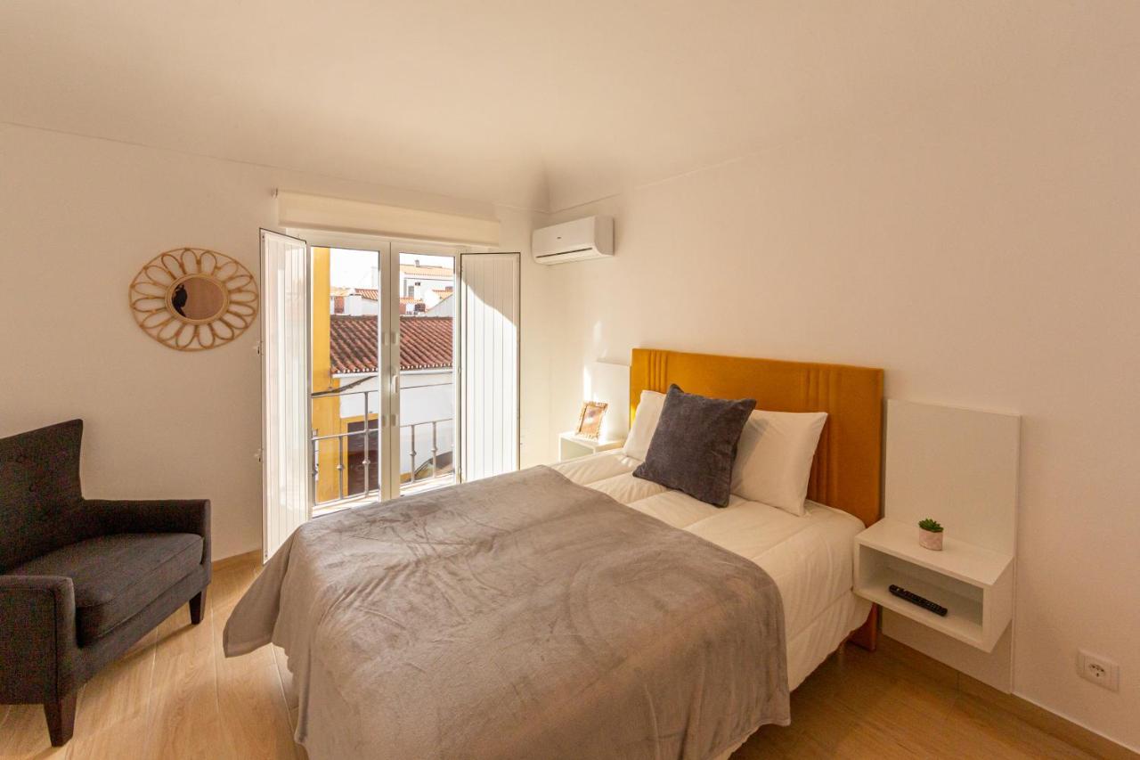 Two-Bedroom Apartment,1487571292:JPEG